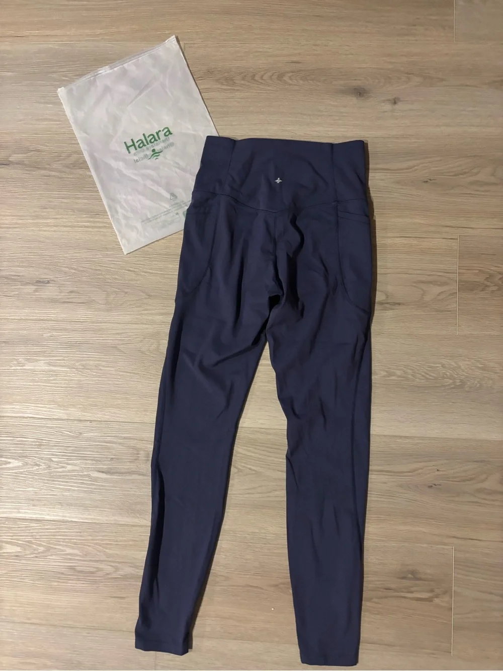 HALARA High-Rise Leggings Navy NWOT Tummy Control